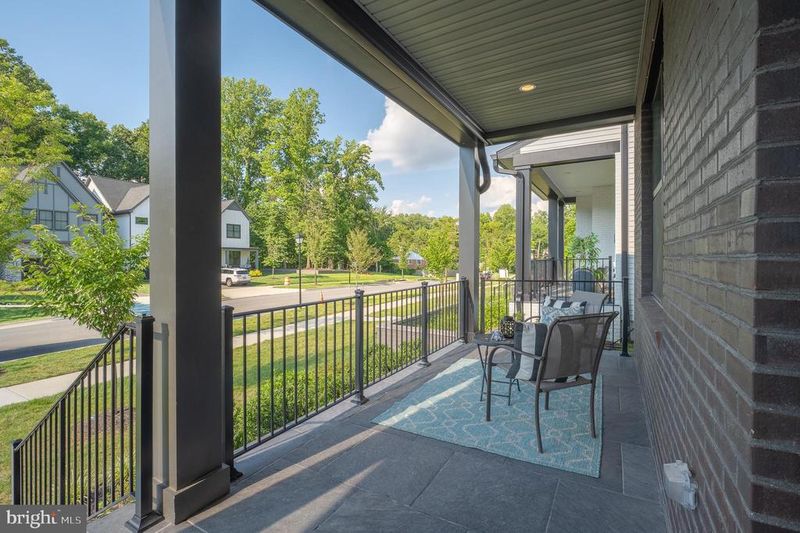 6908 Greyswood Rd, Bethesda, MD 20817