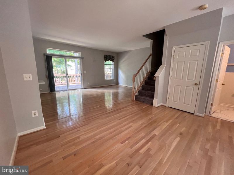 4110 Flower Box Ct, Fairfax, VA 22030