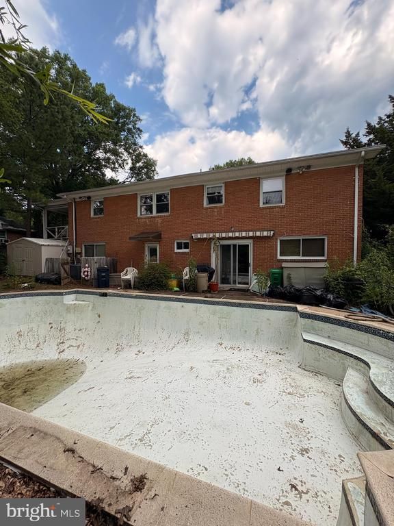 10008 Green Forest Dr, Adelphi, MD 20783