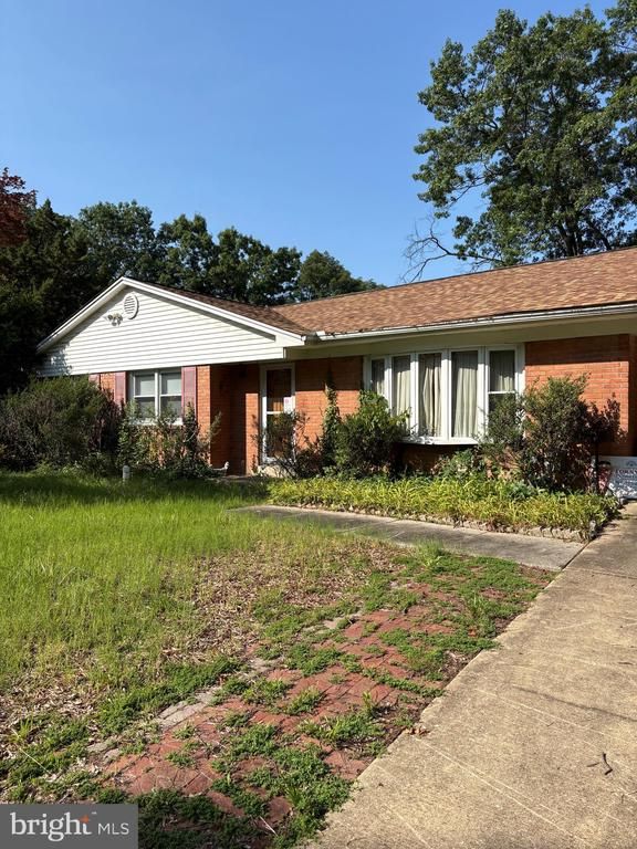 10008 Green Forest Dr, Adelphi, MD 20783