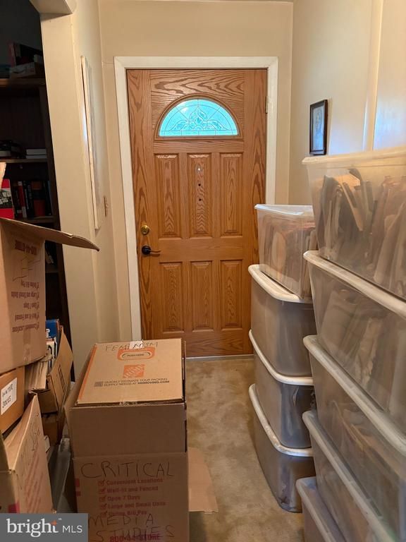 10008 Green Forest Dr, Adelphi, MD 20783