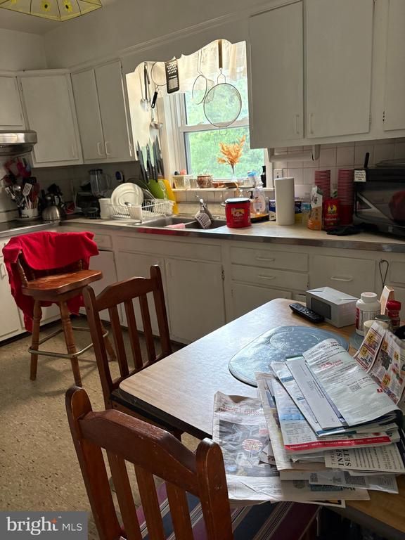 10008 Green Forest Dr, Adelphi, MD 20783