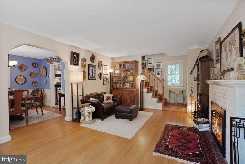 104 N Galveston St, Arlington, VA 22203