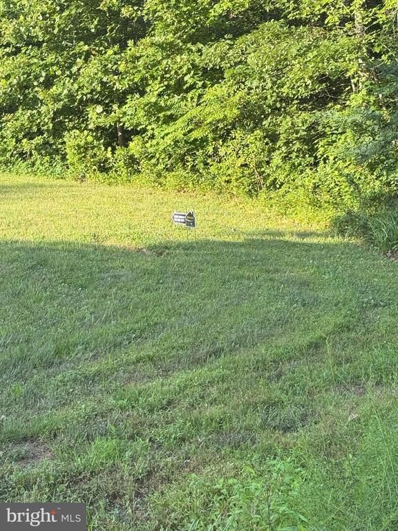 17429 Joplin Rd, Triangle, VA 22172