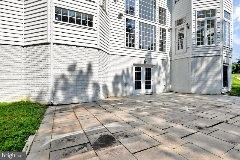27486 Paddock Trail Pl, Chantilly, VA 20152