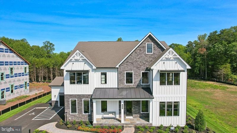 15564 Cloverland Ln, Haymarket, VA 20169
