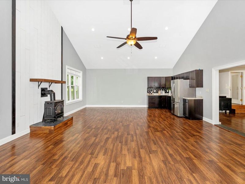 6047 Quinn Rd, Frederick, MD 21701