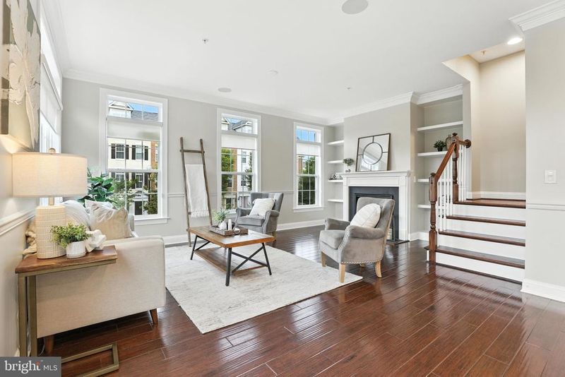 4348 4th St N, Arlington, VA 22203