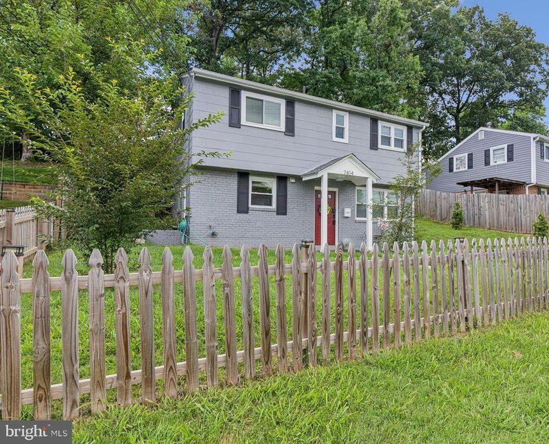 7414 Parkwood St, Hyattsville, MD 20784