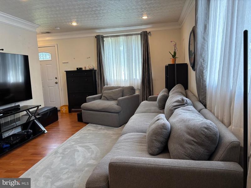 1927 Norman Rd, Glen Burnie, MD 21060