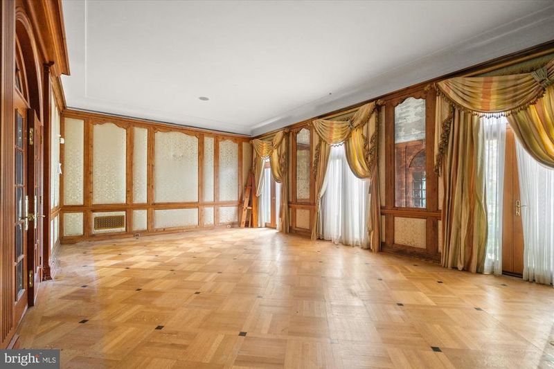 2941 Massachusetts Ave NW, Washington, DC 20008