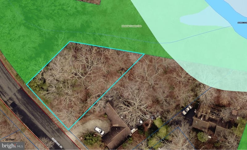 15911 Edgewood Dr, Dumfries, VA 22025