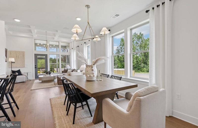15498 Emerald Way, Haymarket, VA 20169