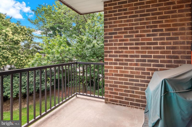 9800 Georgia Ave #25-301, Silver Spring, MD 20902