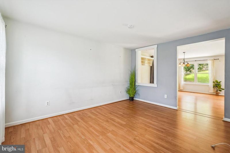 3324 Yorkshire Ct, Adamstown, MD 21710