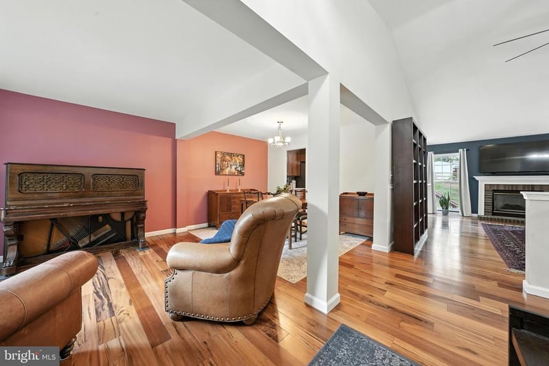 9571 Basilwood Dr, Manassas, VA 20110