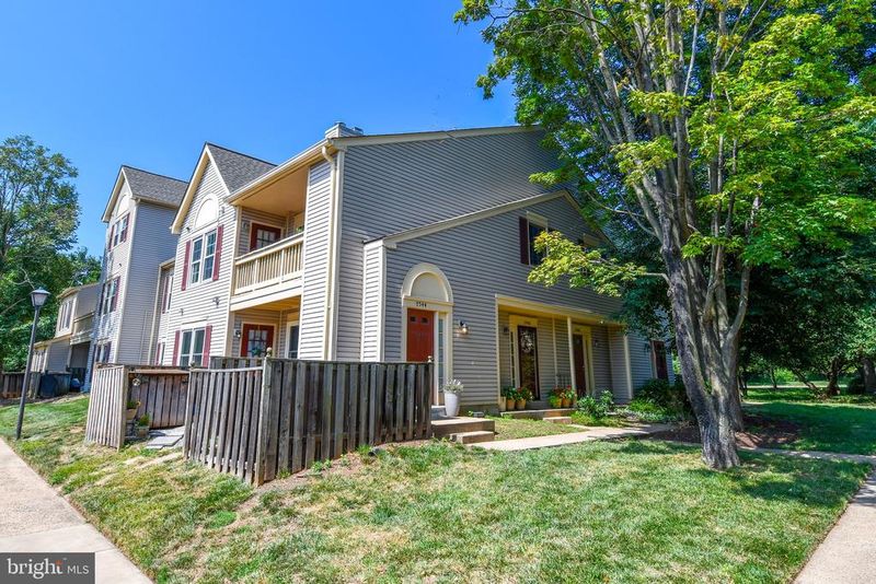 7546 Belle Grae Dr #1, Manassas, VA 20109