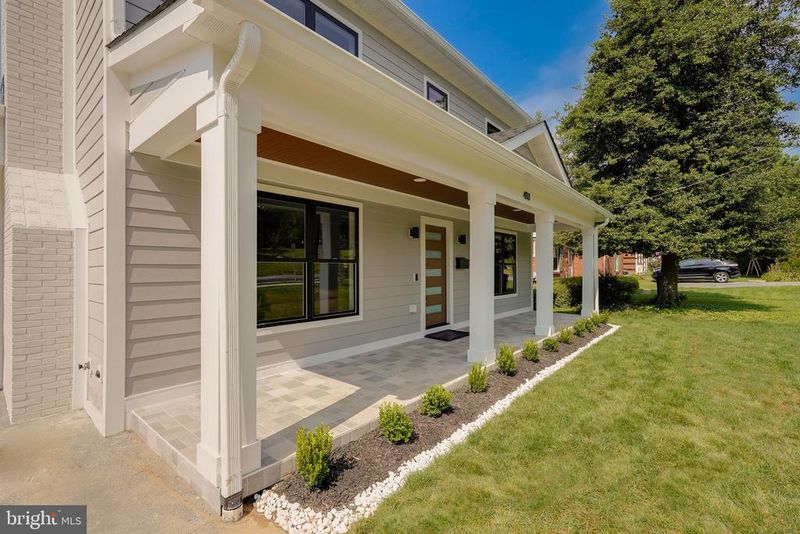 4118 Knowles Ave, Kensington, MD 20895