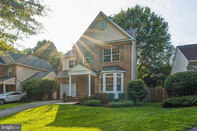 125 Autumn Wind Way, Rockville, MD 20850