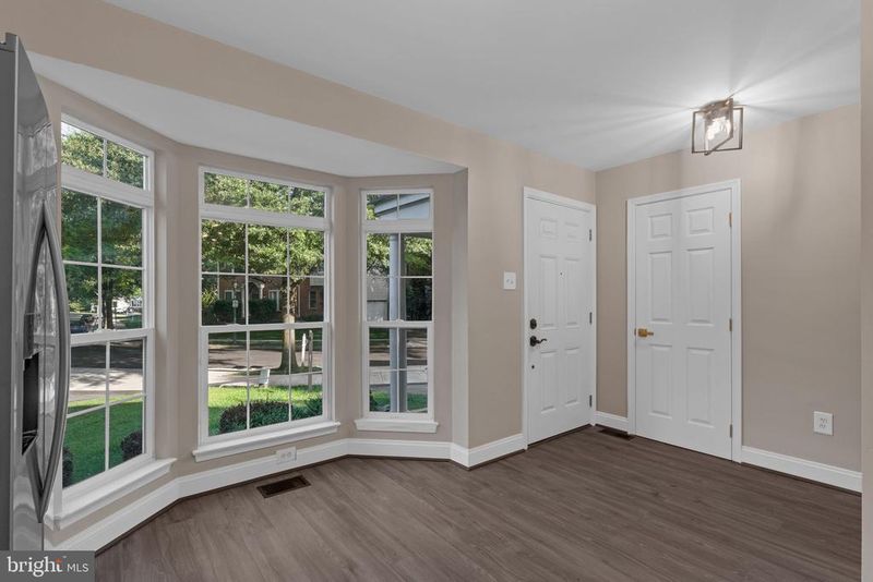 125 Autumn Wind Way, Rockville, MD 20850