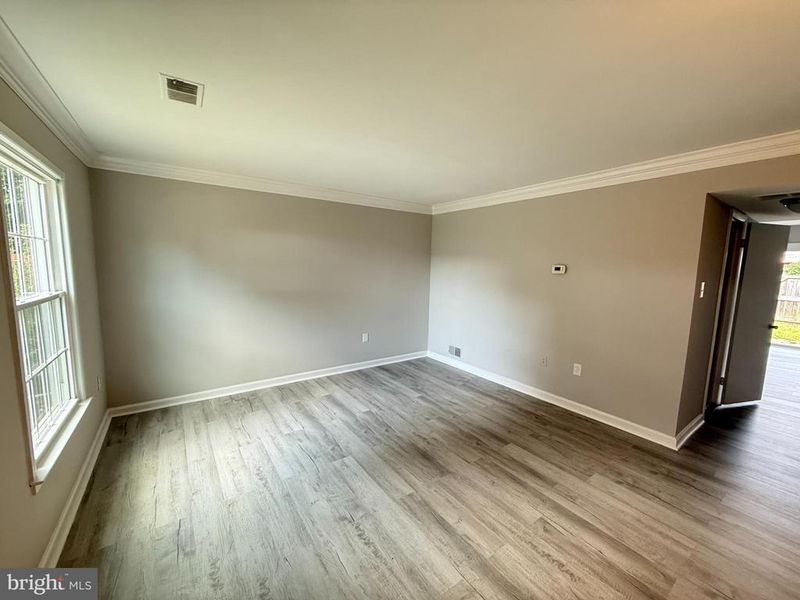 2870 Beechtree Ln, Woodbridge, VA 22191
