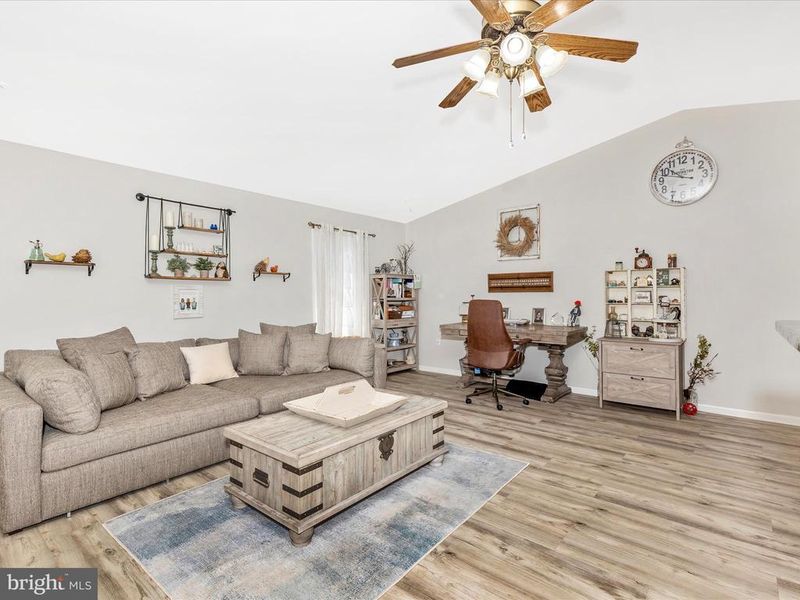 7996 Pleasant Ct, Frederick, MD 21701