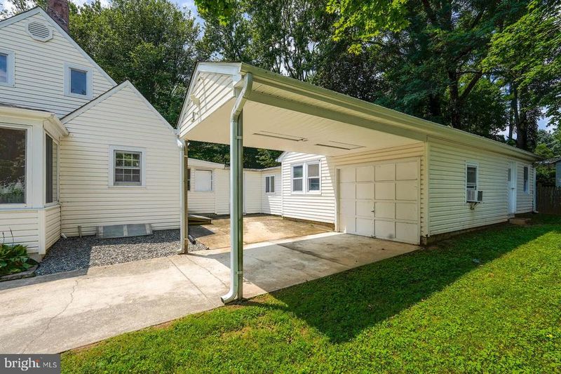 11310 Norris Dr, Silver Spring, MD 20902