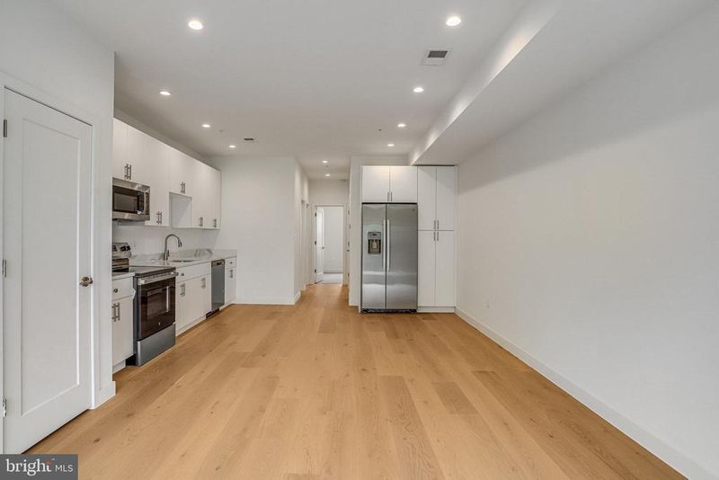 4902 D St SE, Washington, DC 20019