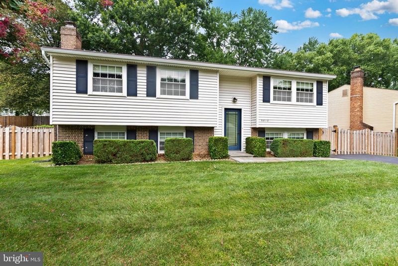 9810 Brightlea Dr, Vienna, VA 22181