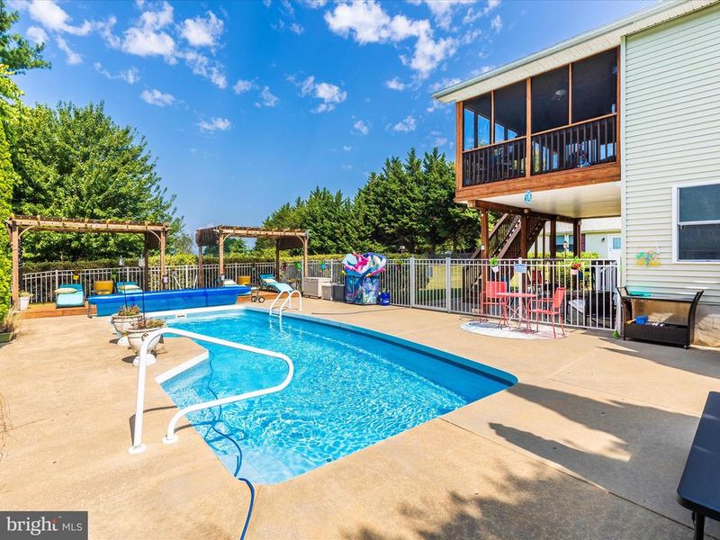 7996 Pleasant Ct, Frederick, MD 21701