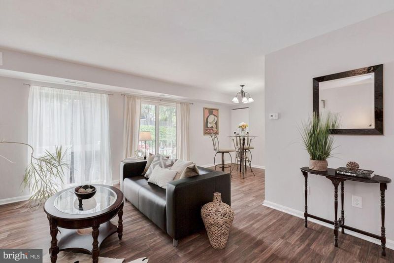 6151 Edsall Rd #D, Alexandria, VA 22304