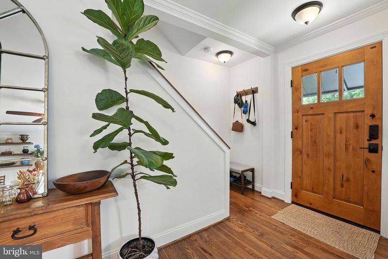 3807 Taft Ave, Alexandria, VA 22304