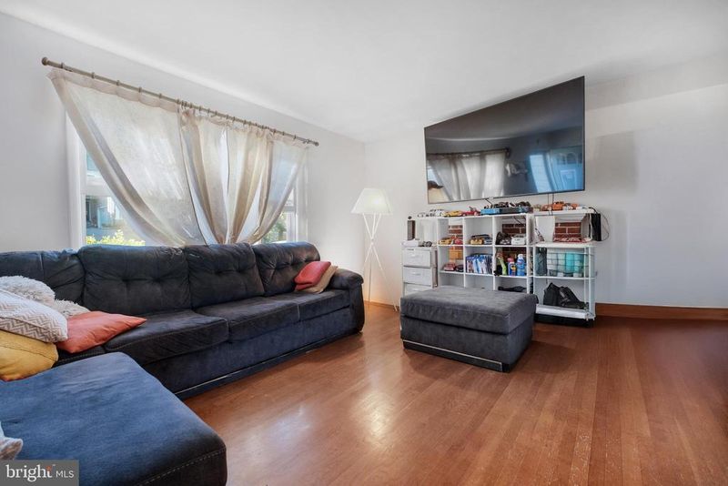 2125 Mckay St, Falls Church, VA 22043
