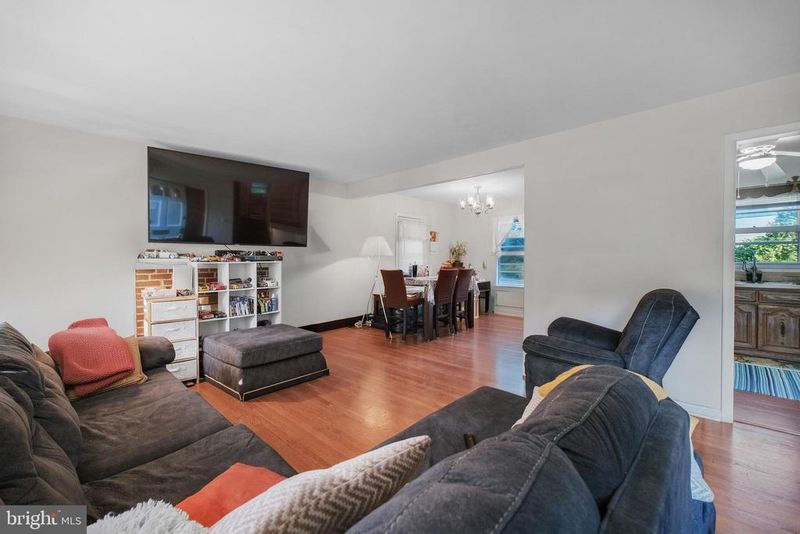 2125 Mckay St, Falls Church, VA 22043