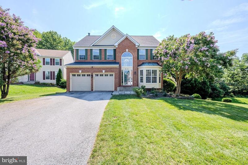 2101 Hampshire Dr, Hyattsville, MD 20783