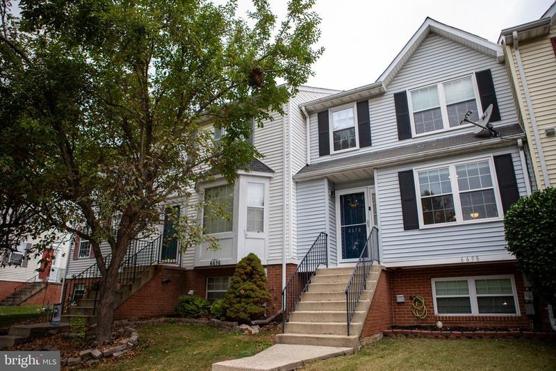6658 Seagull Ct, Frederick, MD 21703