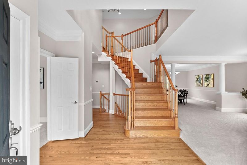 42645 Cochrans Lock Dr, Ashburn, VA 20148