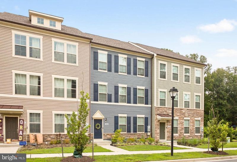 17833 Porter Rd, Ashton, MD 20861