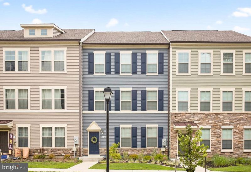 17833 Porter Rd, Ashton, MD 20861