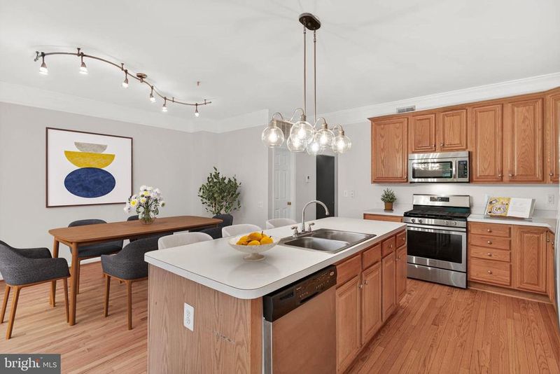 2444 Astrid Ct, Brookeville, MD 20833