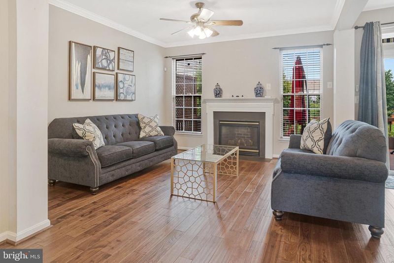 22438 Maison Carree Sq, Ashburn, VA 20148