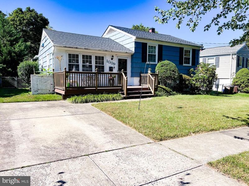 1009 Kennon Ct, Rockville, MD 20851