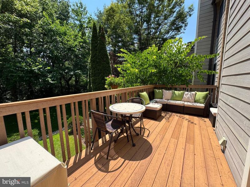 6487 Wishbone Ter, Cabin John, MD 20818