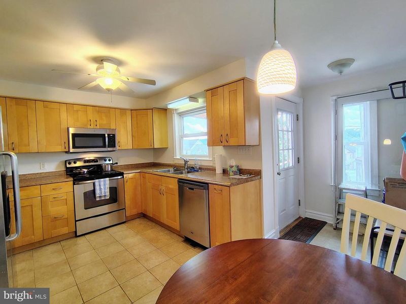 518 Brunswick St, Brunswick, MD 21716