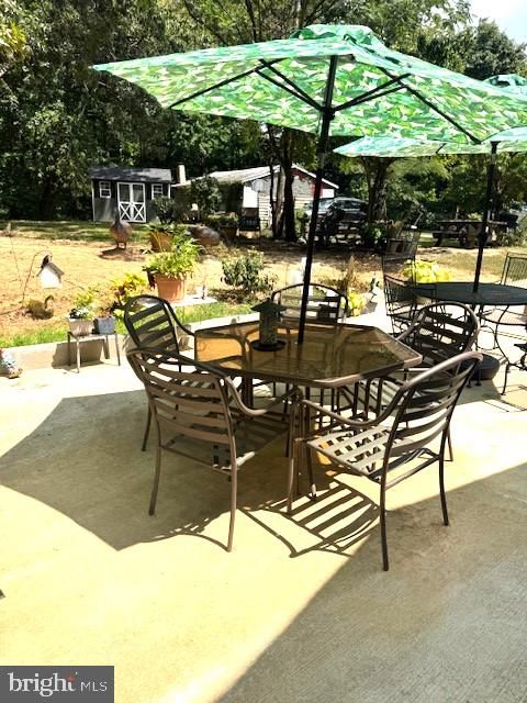 4502 Forestburg Ln, Triangle, VA 22172