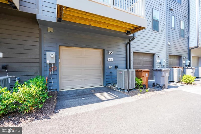 845 King Farm Blvd, Rockville, MD 20850