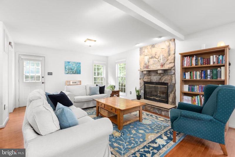 52 Tanterra Dr, Stafford, VA 22556