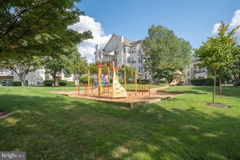 9810 Feathertree Ter #21, Montgomery Village, MD 20886