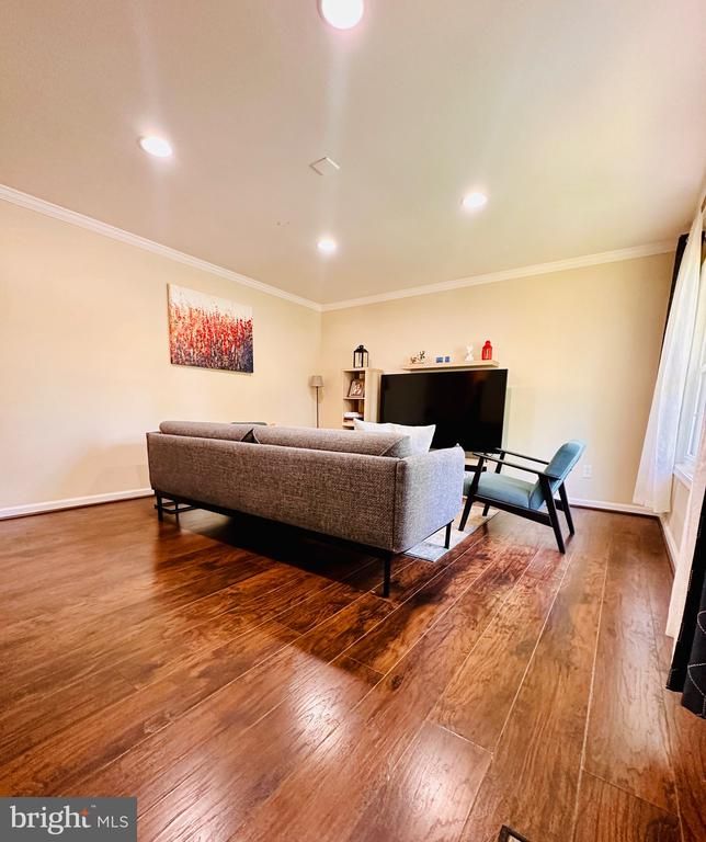 2601 Cory Ter, Silver Spring, MD 20902