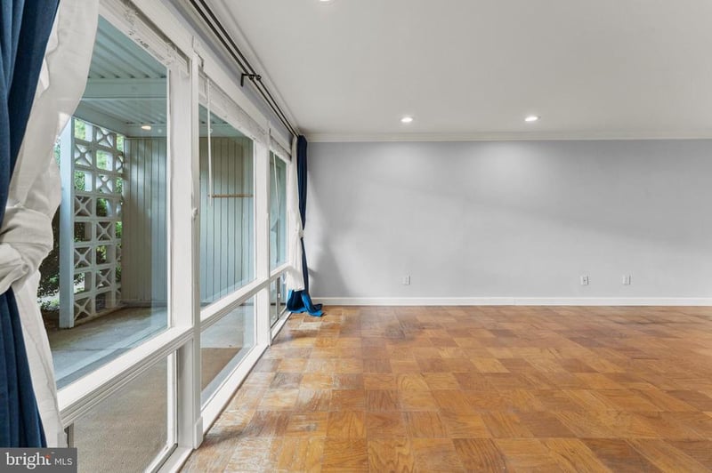 7541 Spring Lake Dr #B-1, Bethesda, MD 20817